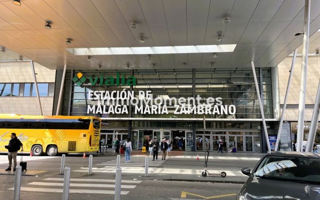 Wiederverkauf - Wohnung - Málaga - Perchel Sur
