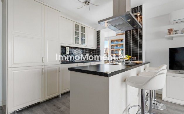 Resale - Apartment - Fuengirola - Fuengirola Centro