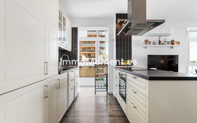 Resale - Apartment - Fuengirola - Fuengirola Centro