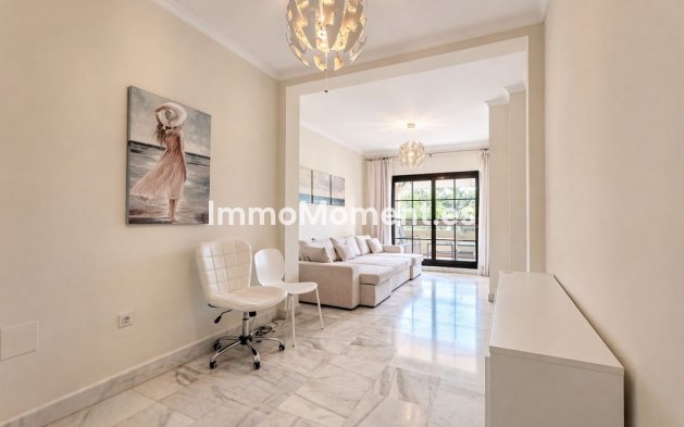 Wiederverkauf - Wohnung - Estepona  - Hacienda del Sol
