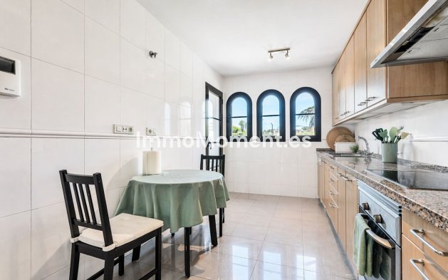 Wiederverkauf - Wohnung - Estepona  - Hacienda del Sol