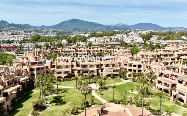 Wiederverkauf - Wohnung - Estepona  - Hacienda del Sol