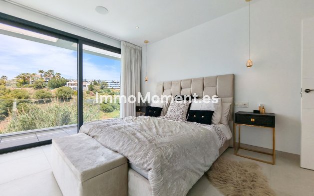 Resale - Villa - Estepona - Estepona Centro