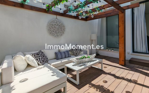 Resale - Villa - Estepona - Estepona Centro
