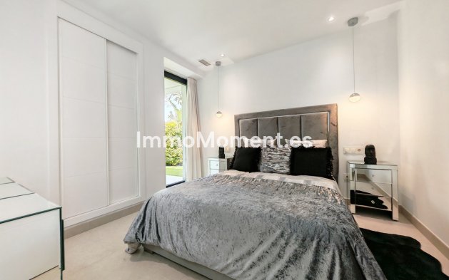 Resale - Villa - Estepona - Estepona Centro