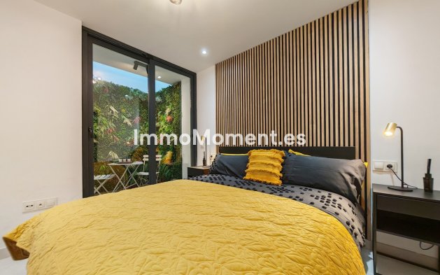 Resale - Villa - Estepona - Estepona Centro