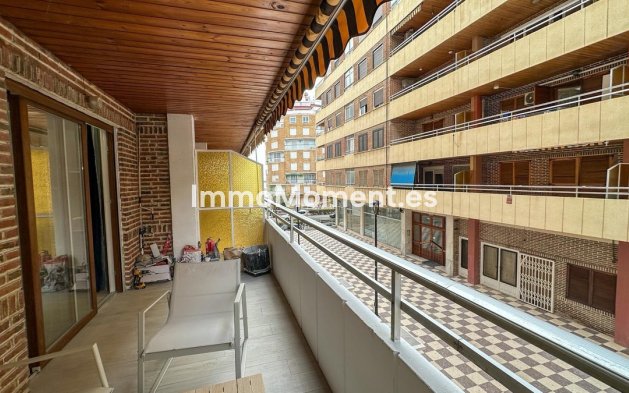 Resale - Apartment - Torrevieja - Torrevieja Centro