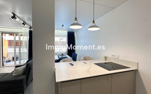 Resale - Apartment - Torrevieja - Torrevieja Centro