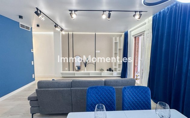 Resale - Apartment - Torrevieja - Torrevieja Centro