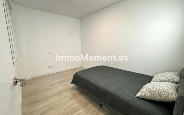 Resale - Apartment - Torrevieja - Torrevieja Centro