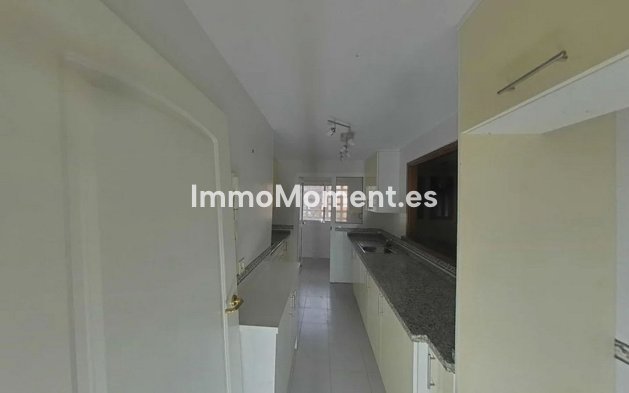 Revente - Appartement - Manilva - La Duquesa