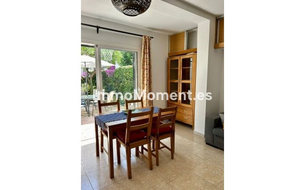 Wiederverkauf - Wohnung - Estepona  - Benamara