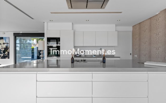Revente - Villa - Marbella - Los Monteros