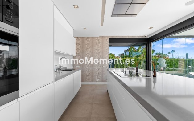 Revente - Villa - Marbella - Los Monteros