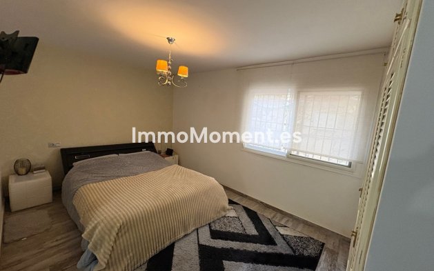 Resale - Townhouse - Estepona - Estepona Centro