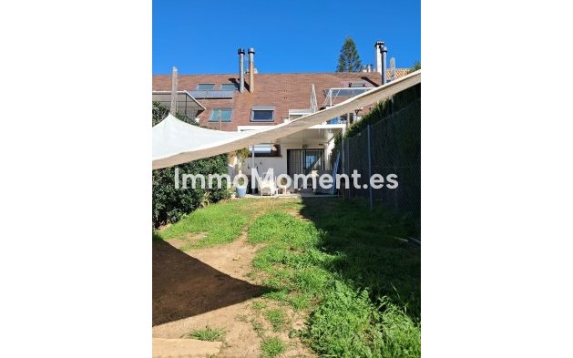 Resale - Townhouse - Estepona - Estepona Centro