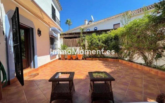 Wiederverkauf - Reihenhaus - Marbella - Guadalmina Baja
