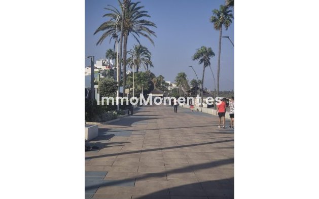 Resale - Apartment - Estepona - Estepona Centro