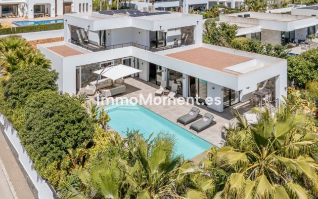 Resale - Villa - Teulada - Moraira