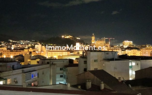 Revente - Appartement - Málaga - Málaga Centro