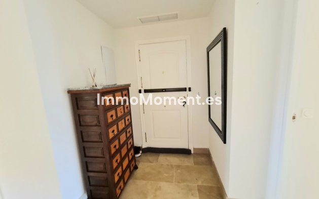 Resale - Apartment - Manilva - La Duquesa