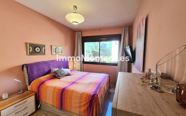 Resale - Apartment - Manilva - La Duquesa
