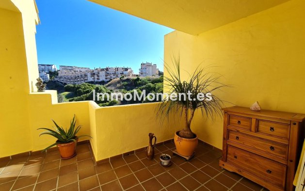Resale - Apartment - Manilva - La Duquesa