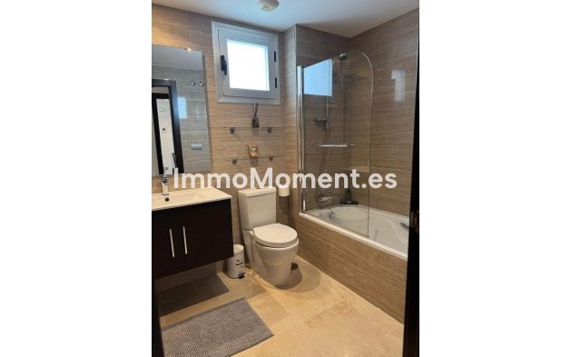 Resale - Apartment - Marbella - La Mairena
