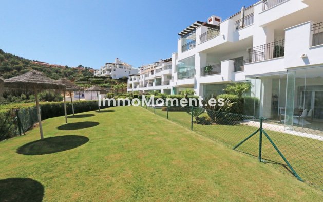Resale - Apartment - Marbella - La Mairena