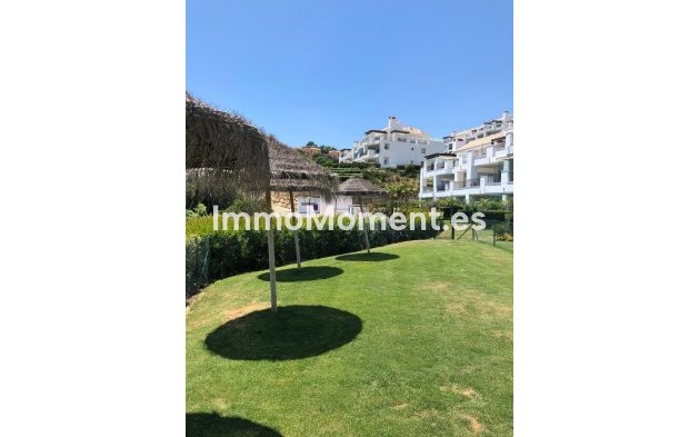 Resale - Apartment - Marbella - La Mairena