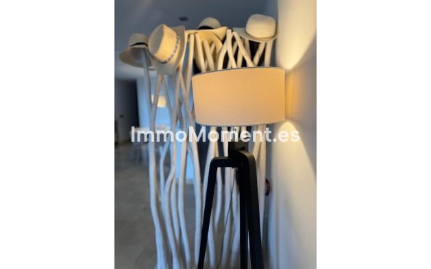 Resale - Apartment - Marbella - La Mairena