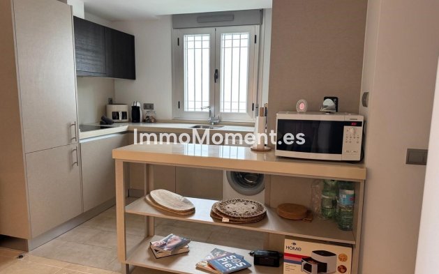 Resale - Apartment - Marbella - La Mairena