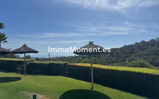 Resale - Apartment - Marbella - La Mairena