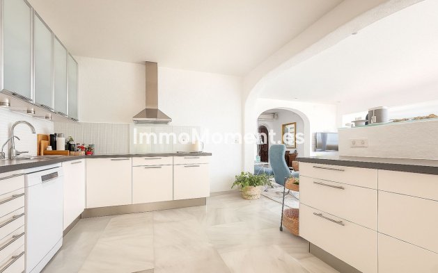 Bestaande woning - Vrijstaande villa - Benalmadena - La Capellania