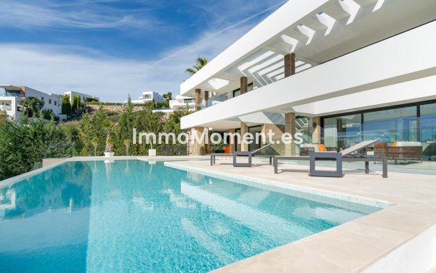 Resale - Villa - Benahavís - Benahavís Centro