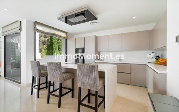 Resale - Villa - Benahavís - Benahavís Centro