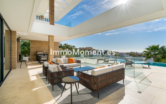 Resale - Villa - Benahavís - Benahavís Centro