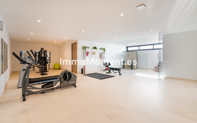 Resale - Villa - Benahavís - Benahavís Centro