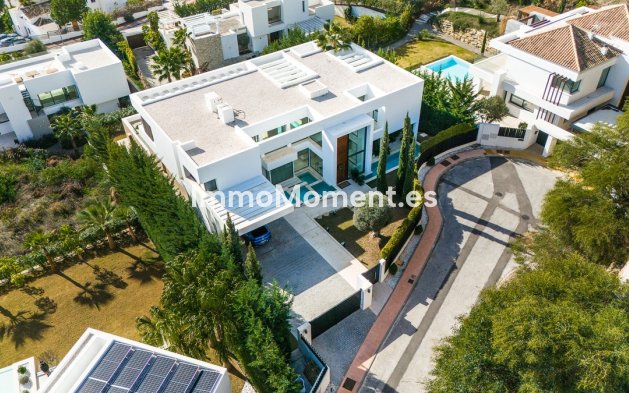Resale - Villa - Benahavís - Benahavís Centro