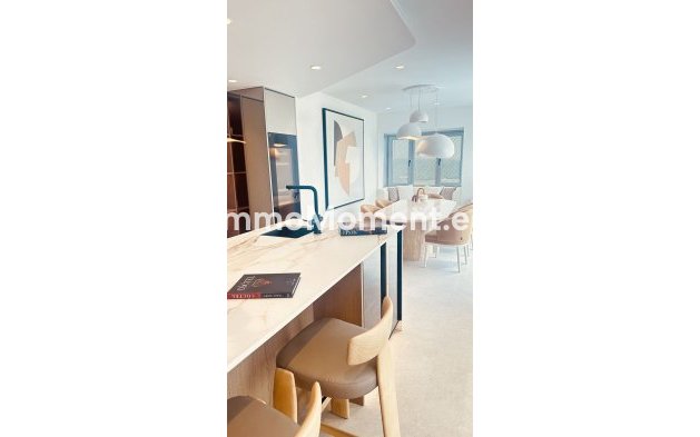 Wiederverkauf - Wohnung - Estepona  - Estepona Centro