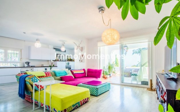 Wiederverkauf - Wohnung - Marbella - La Mairena