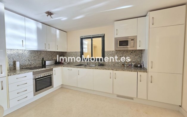 Reventa - Apartamento - Benahavís - Benahavís Centro