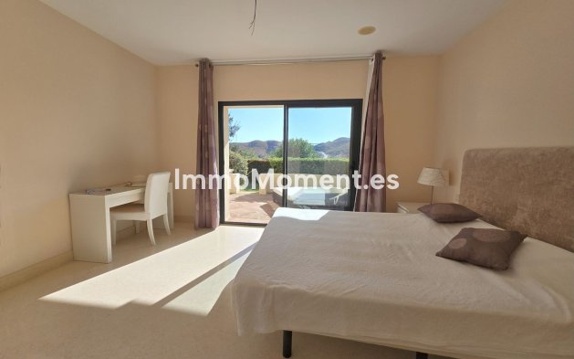 Reventa - Apartamento - Benahavís - Benahavís Centro