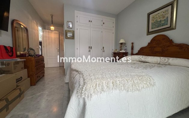 Bestaande woning - Geschakelde woning - Estepona  - Atalaya