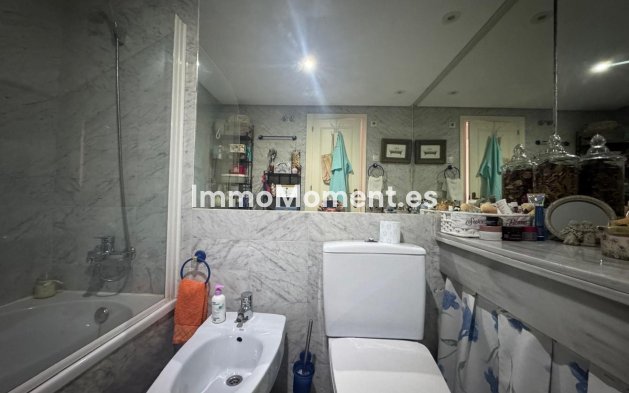 Bestaande woning - Geschakelde woning - Estepona  - Atalaya