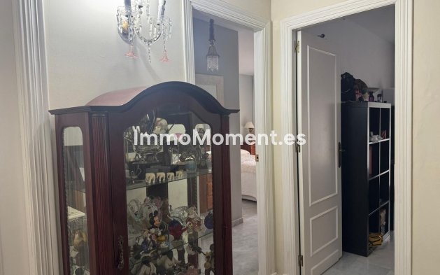 Bestaande woning - Geschakelde woning - Estepona  - Atalaya