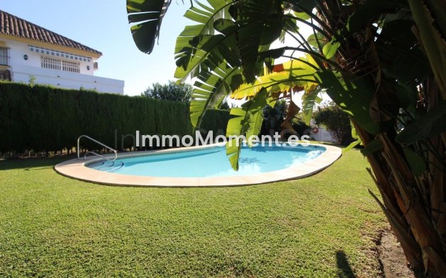 Bestaande woning - Geschakelde woning - Estepona  - Atalaya