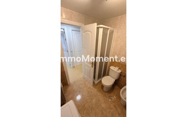 Resale - Apartment - Casares - Casares Centro