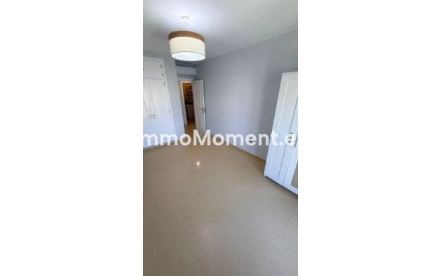 Resale - Apartment - Casares - Casares Centro