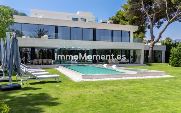 Revente - Villa - Marbella - Los Monteros